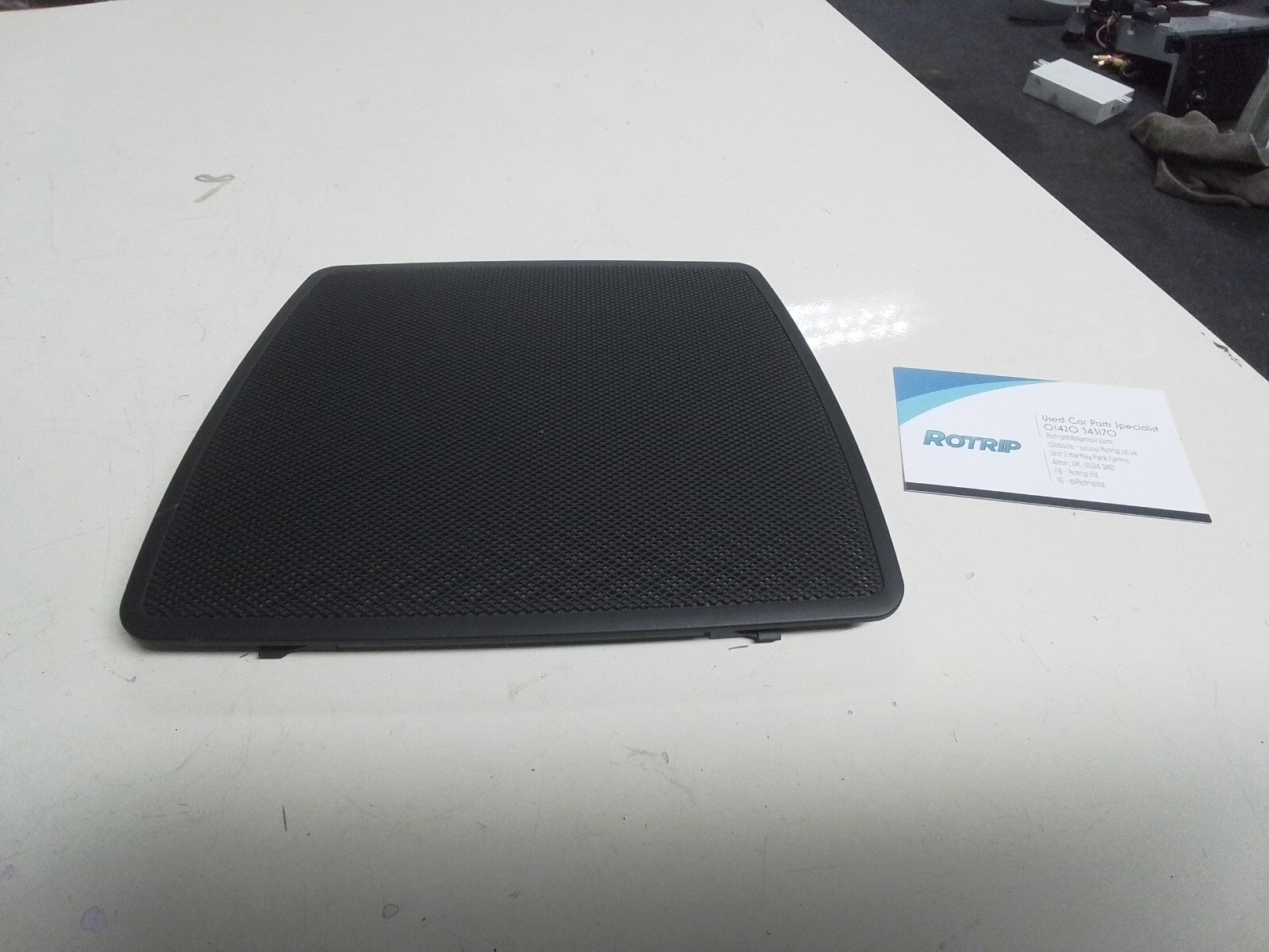 BMW E90 3 SERIES PARCEL SHELF SPEAKER TRIM COVER 6950526