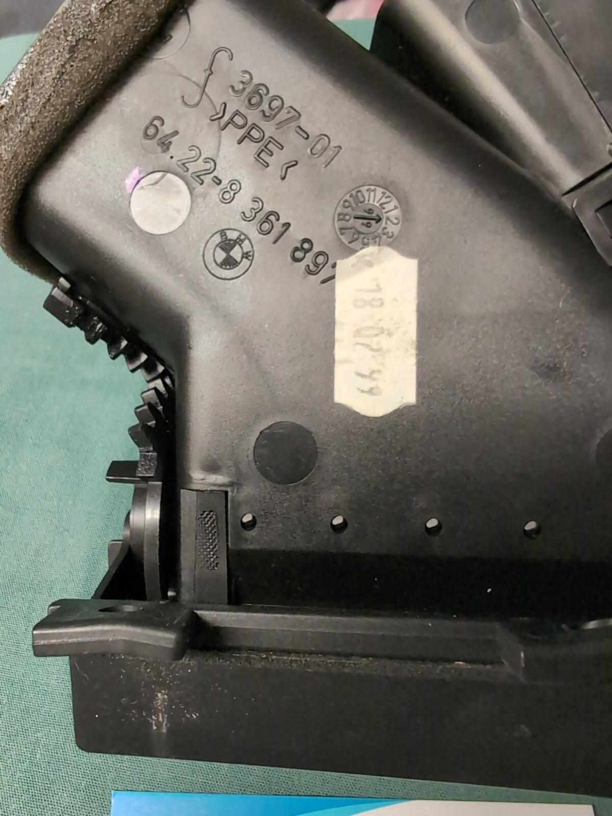 BMW E46 3 Series Front Left Dashboard Air Vent Passenger #8361897