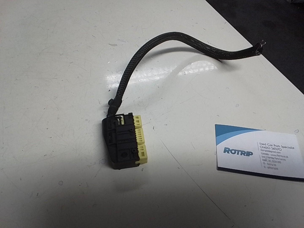 BMW E39 5 SERIES FRONT SEAT WIRING LOOM CONNECTOR PLUG 8369719