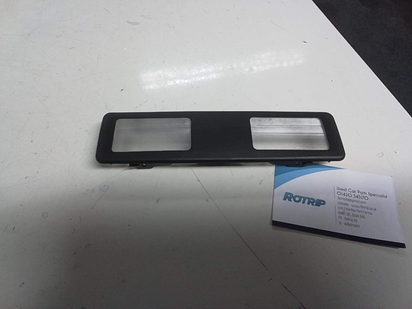 BMW E39 5 SERIES INTERIOR FRONT (O/S) READING LIGHT