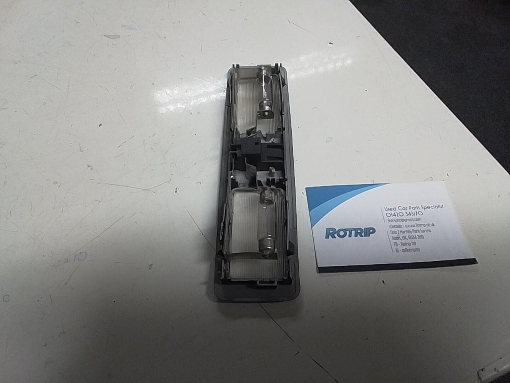 BMW E39 5 SERIES INTERIOR FRONT (O/S) READING LIGHT
