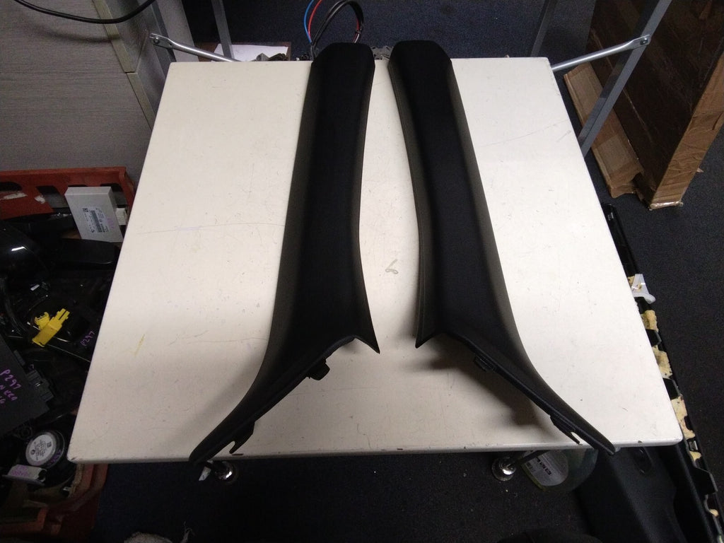 BMW E93 3 SERIES A PILLAR (L/R) TRIM COVERS 7129311/312