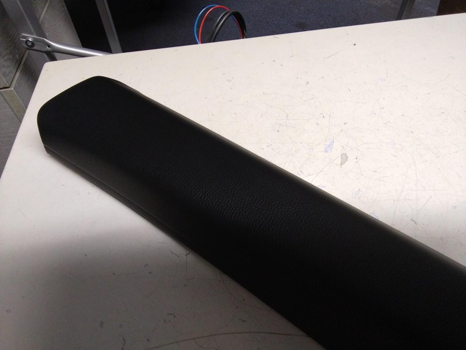 BMW E93 3 SERIES A PILLAR (L/R) TRIM COVERS 7129311/312