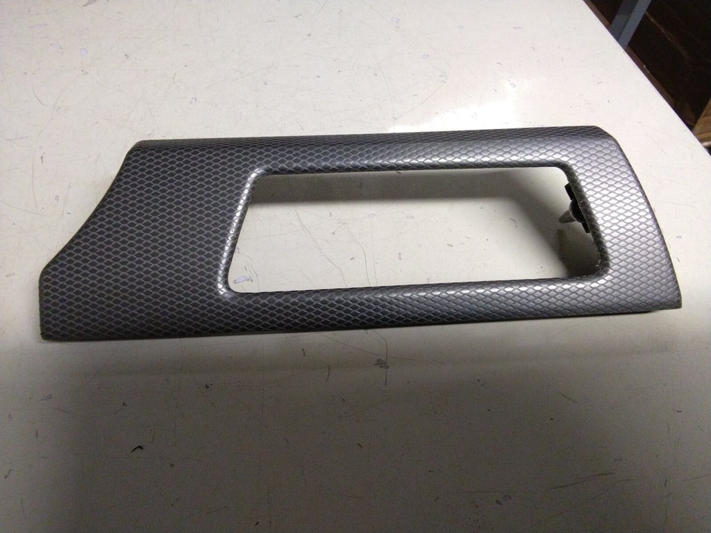 BMW E93 3 SERIES DRIVERS AIR VENT HEX ALUMINIUM TRIM 8049051