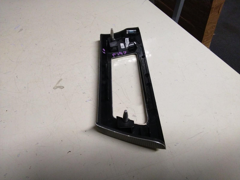 BMW E93 3 SERIES DRIVERS AIR VENT HEX ALUMINIUM TRIM 8049051