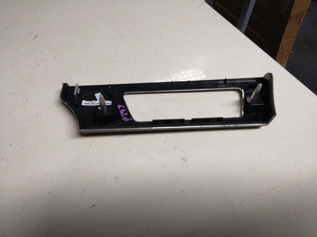 BMW E93 3 SERIES DRIVERS AIR VENT HEX ALUMINIUM TRIM 8049051