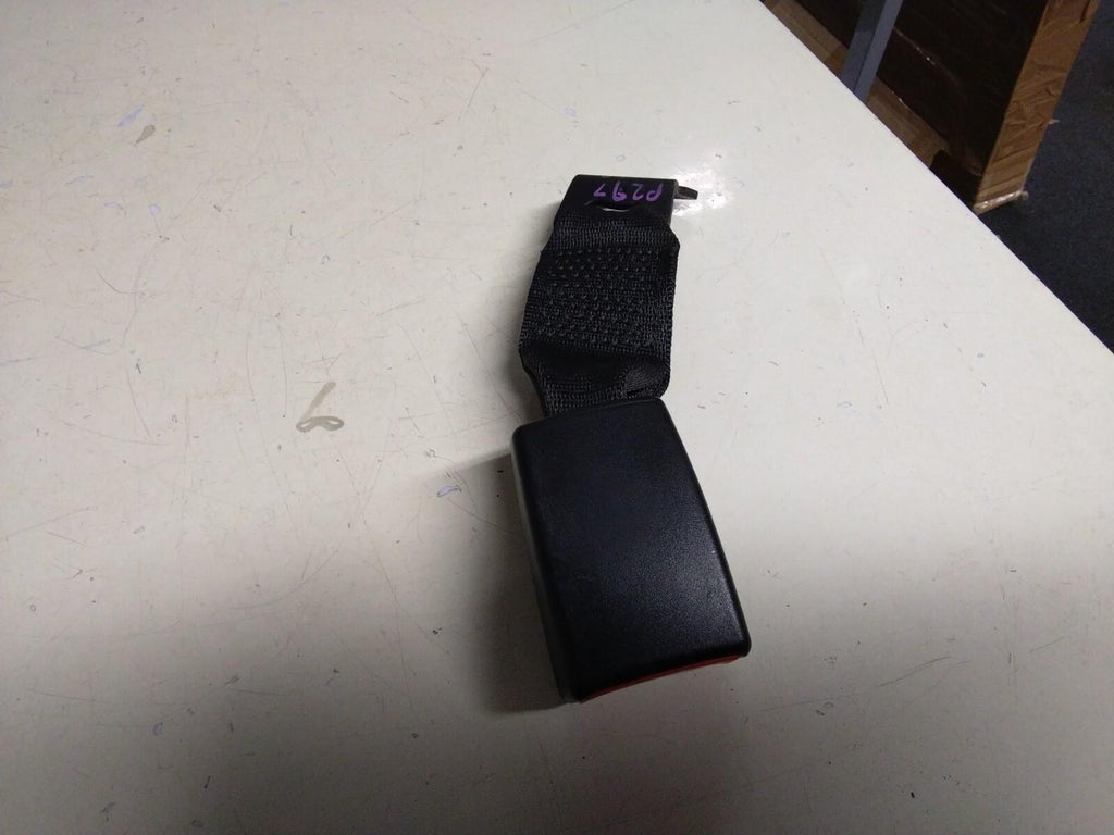 BMW E93 3 SERIES PASSENGER (N/S) REAR SEAT BELT RECEIVER 9117261