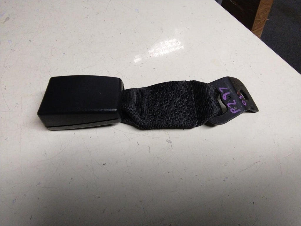 BMW E93 3 SERIES DRIVERS (O/S) REAR SEAT BELT RECEIVER #9117261
