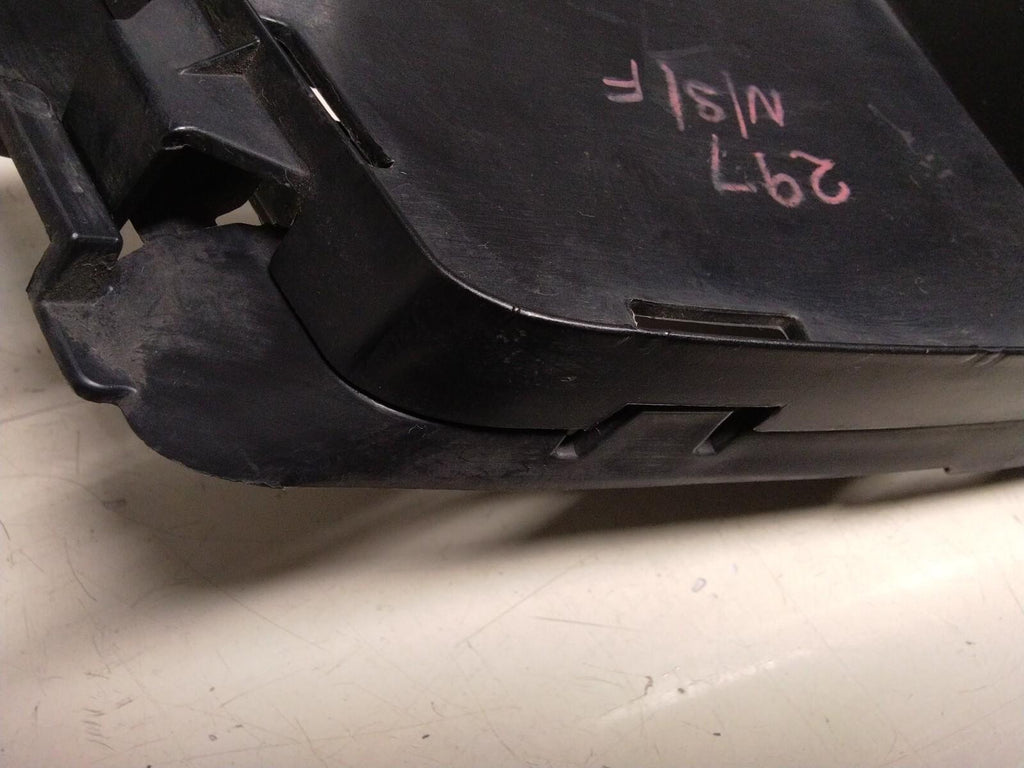 BMW E93 3 SERIES LCI COUPE FRONT (N/S) BUMPER FOG LIGHT BRACKET #8048773