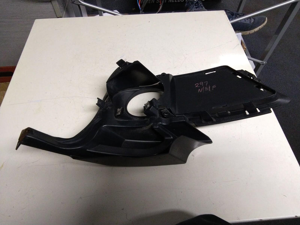 BMW E93 3 SERIES LCI COUPE FRONT (N/S) BUMPER FOG LIGHT BRACKET #8048773