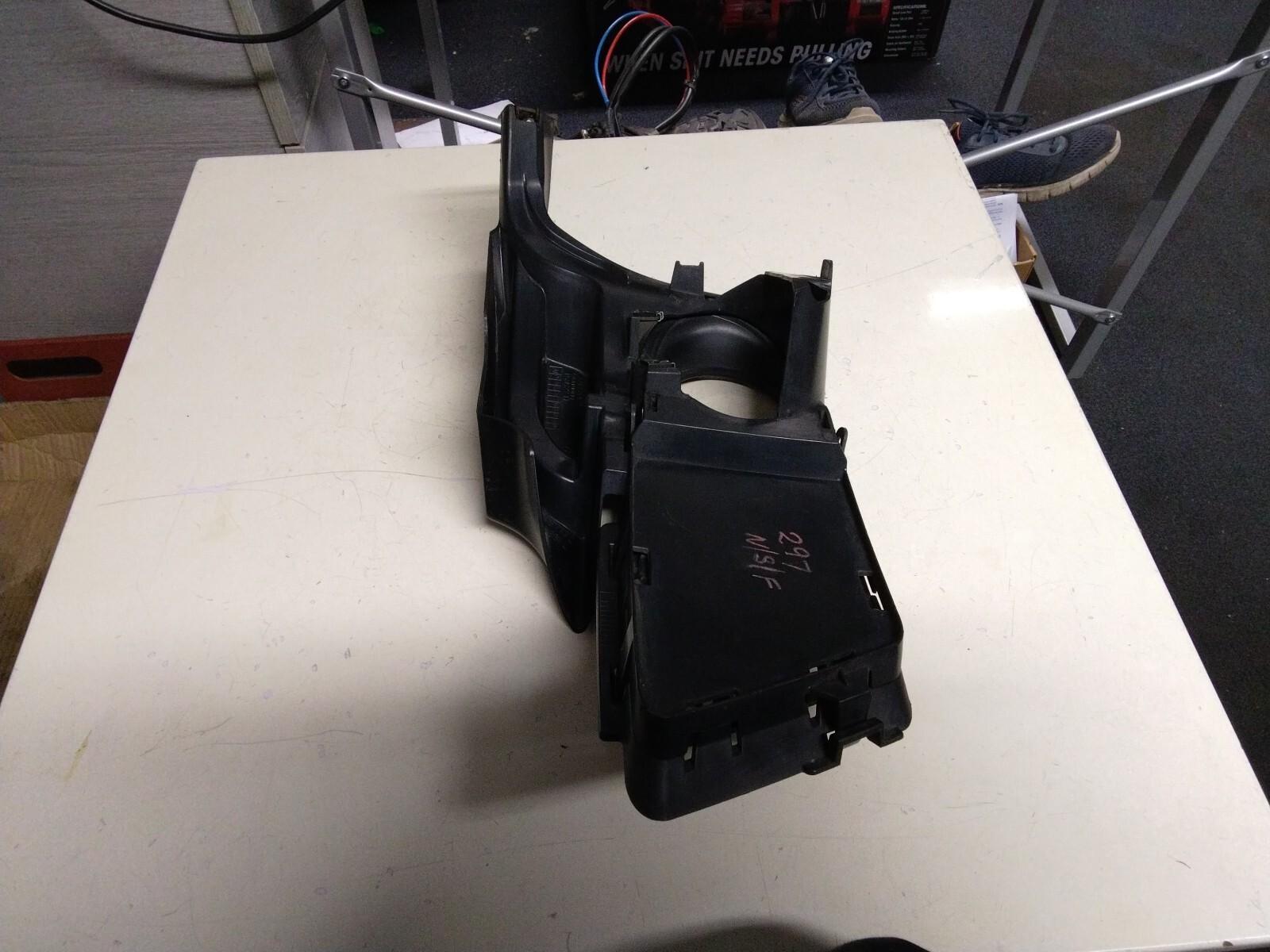 BMW E93 3 SERIES LCI COUPE FRONT (N/S) BUMPER FOG LIGHT BRACKET #8048773