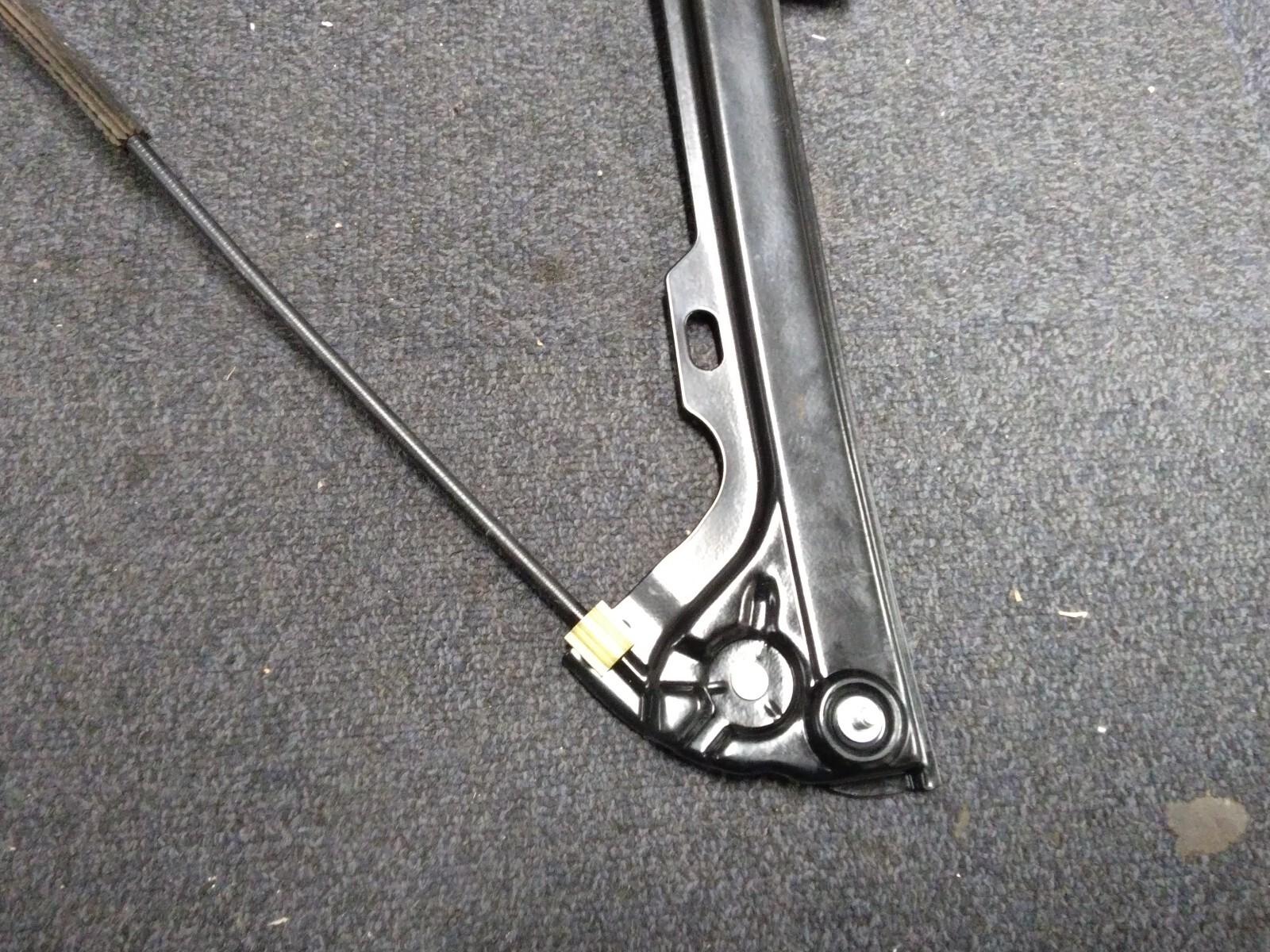BMW E93 3 SERIES PASSENGER (N/S) FRONT WINDOW REGULATOR AND MOTOR #7191117