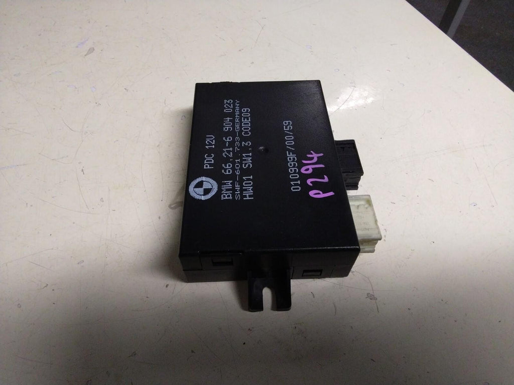 BMW E39 5 SERIES PARKING DISTANCE SENSOR MODULE #6904023