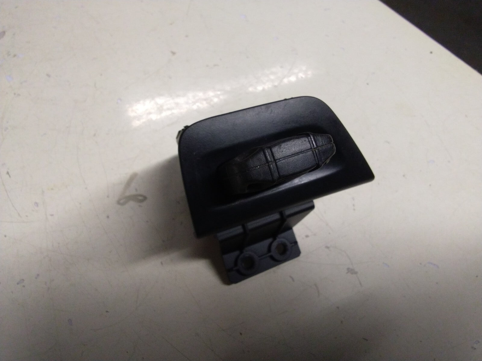 BMW E82 1 SERIES IGNITION KEY READER AND KEY 6954718