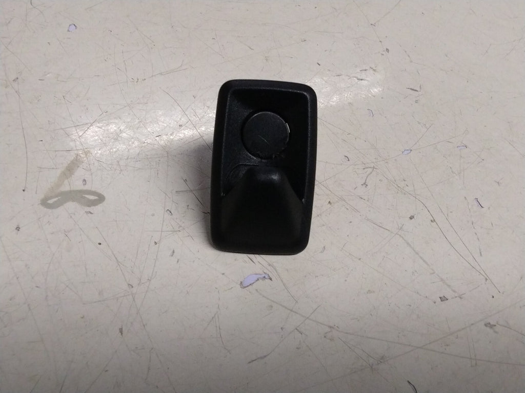 BMW E82 1 SERIES B PILLAR COAT HOOK #2996523
