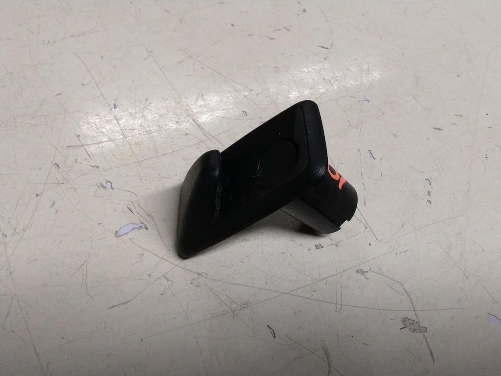 BMW E82 1 SERIES B PILLAR COAT HOOK #2996523
