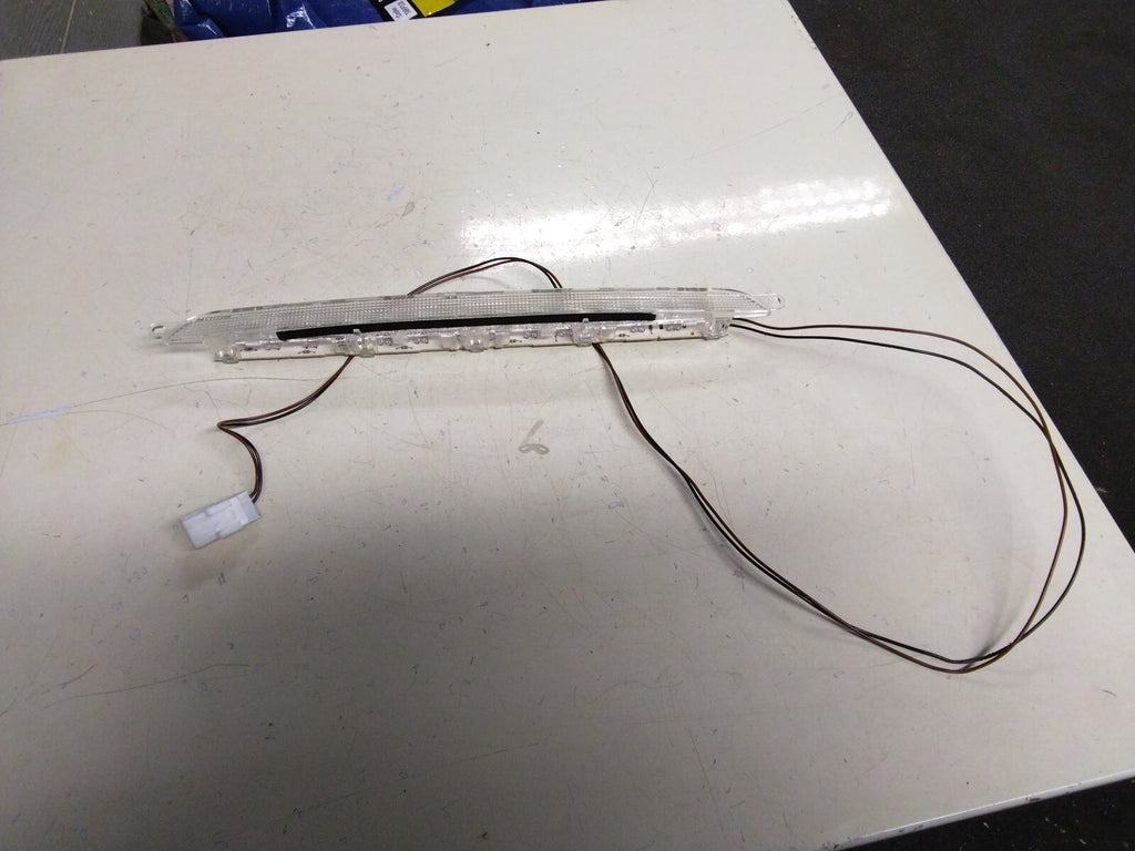 JAGUAR XF X250 HIGH LEVEL/THIRD BRAKE LIGHT CU1803A