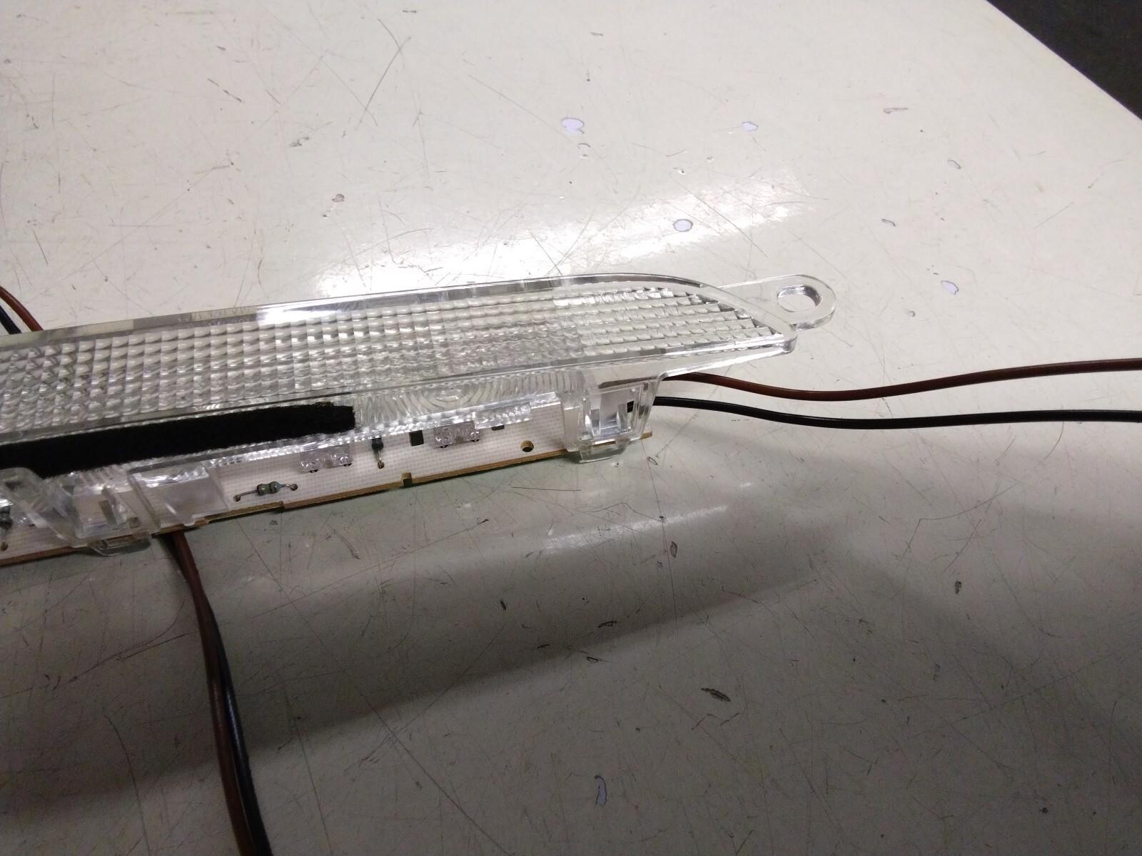 JAGUAR XF X250 HIGH LEVEL/THIRD BRAKE LIGHT CU1803A