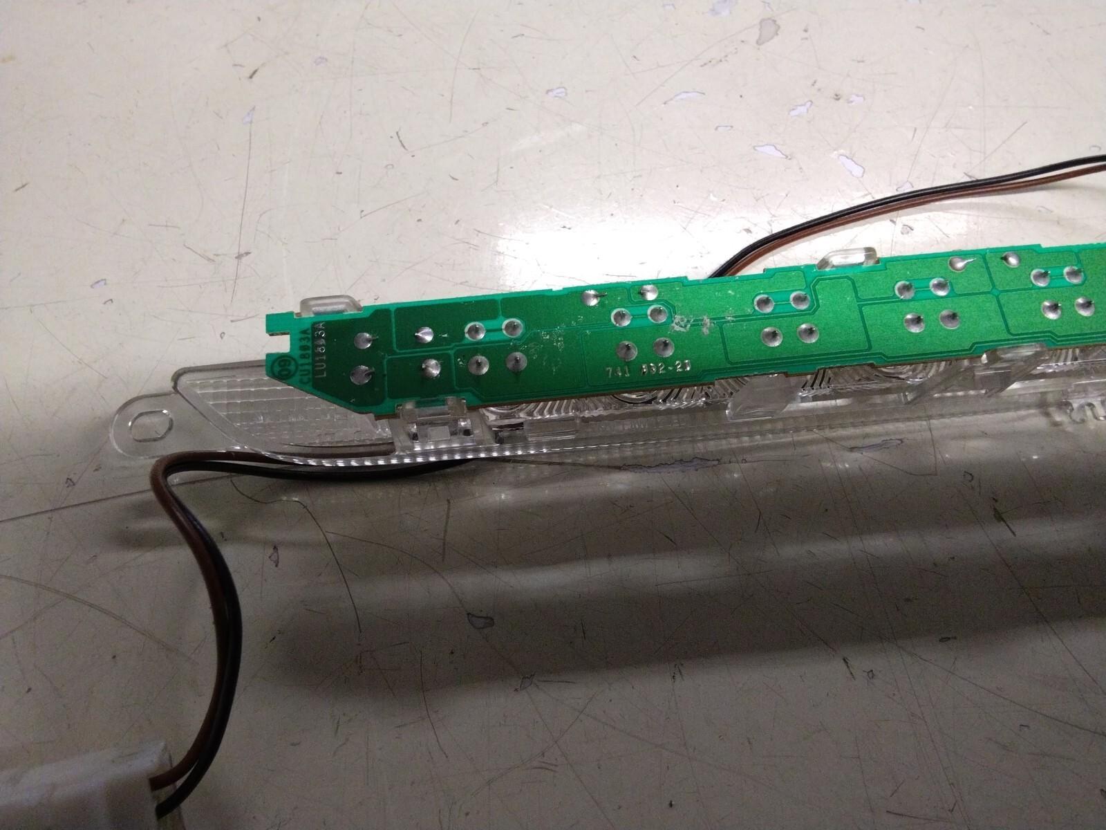 JAGUAR XF X250 HIGH LEVEL/THIRD BRAKE LIGHT CU1803A