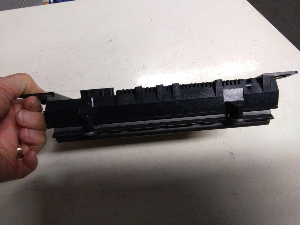 JAGUAR XF X250 HEATER/CLIMATE CONTROL PANEL 8X2318C858AF