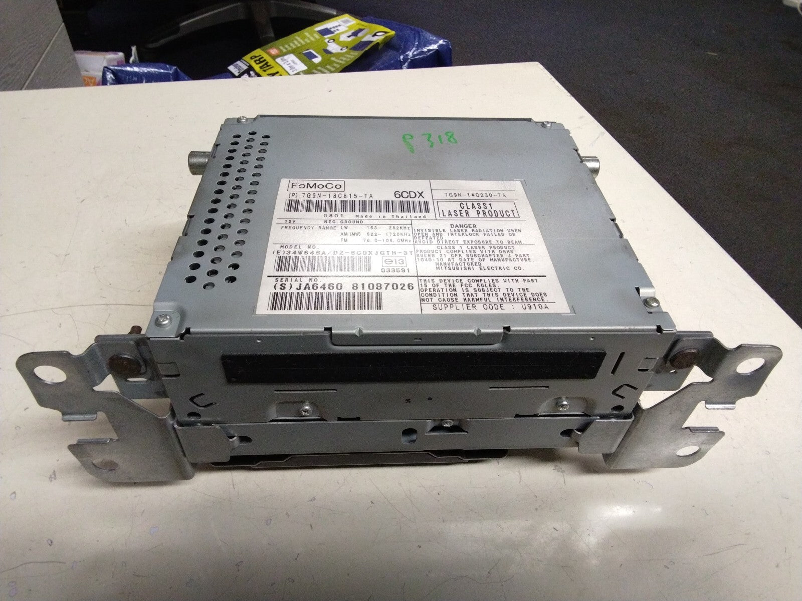 JAGUAR XF X250 PREMIUM RADIO/CD PLAYER HEAD UNIT 7G9N18C815TA.
