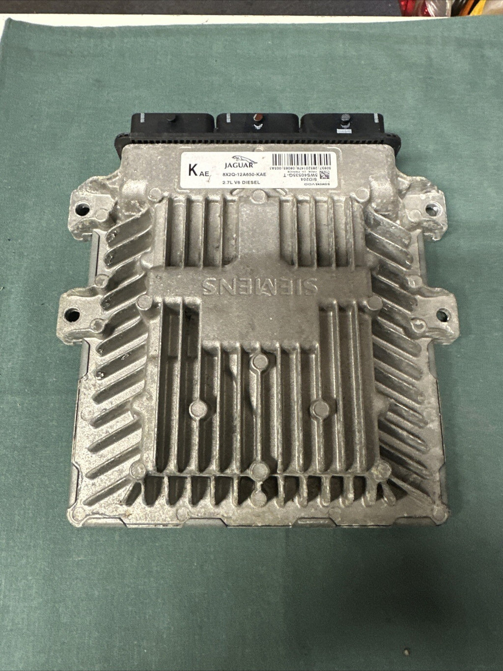 Jaguar XF X250 (2008) 2.7 V6 Diesel Engine Control Unit (ECU) #8X2Q12A650KAE