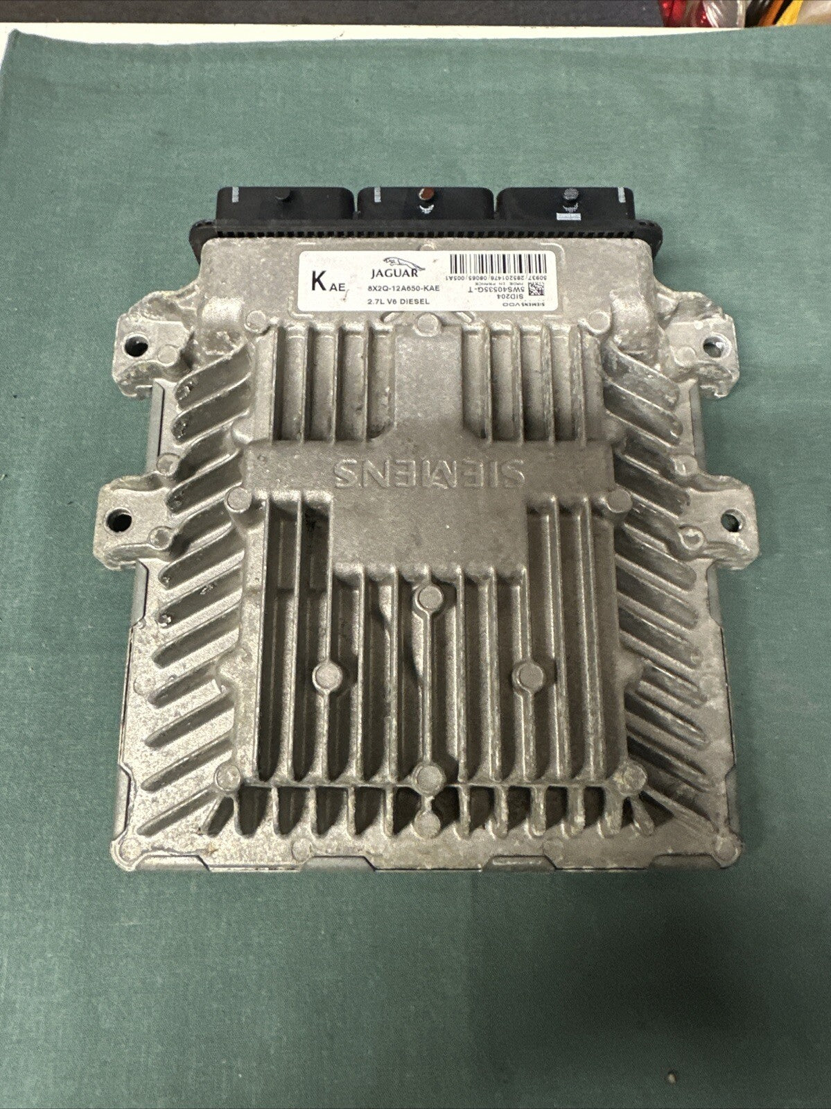 Jaguar XF X250 (2008) 2.7 V6 Diesel Engine Control Unit (ECU) #8X2Q12A650KAE