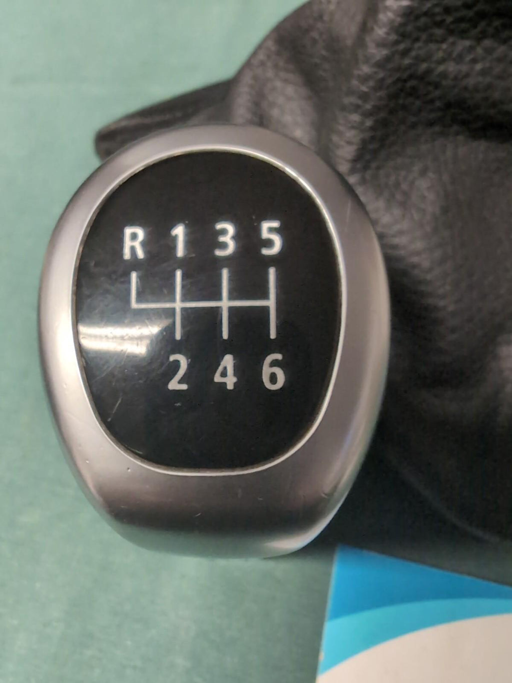BMW 3 SERIES E90/91/92/93 6 SPEED BLACK GEAR KNOB AND LEVER TRIM COVER 7595283