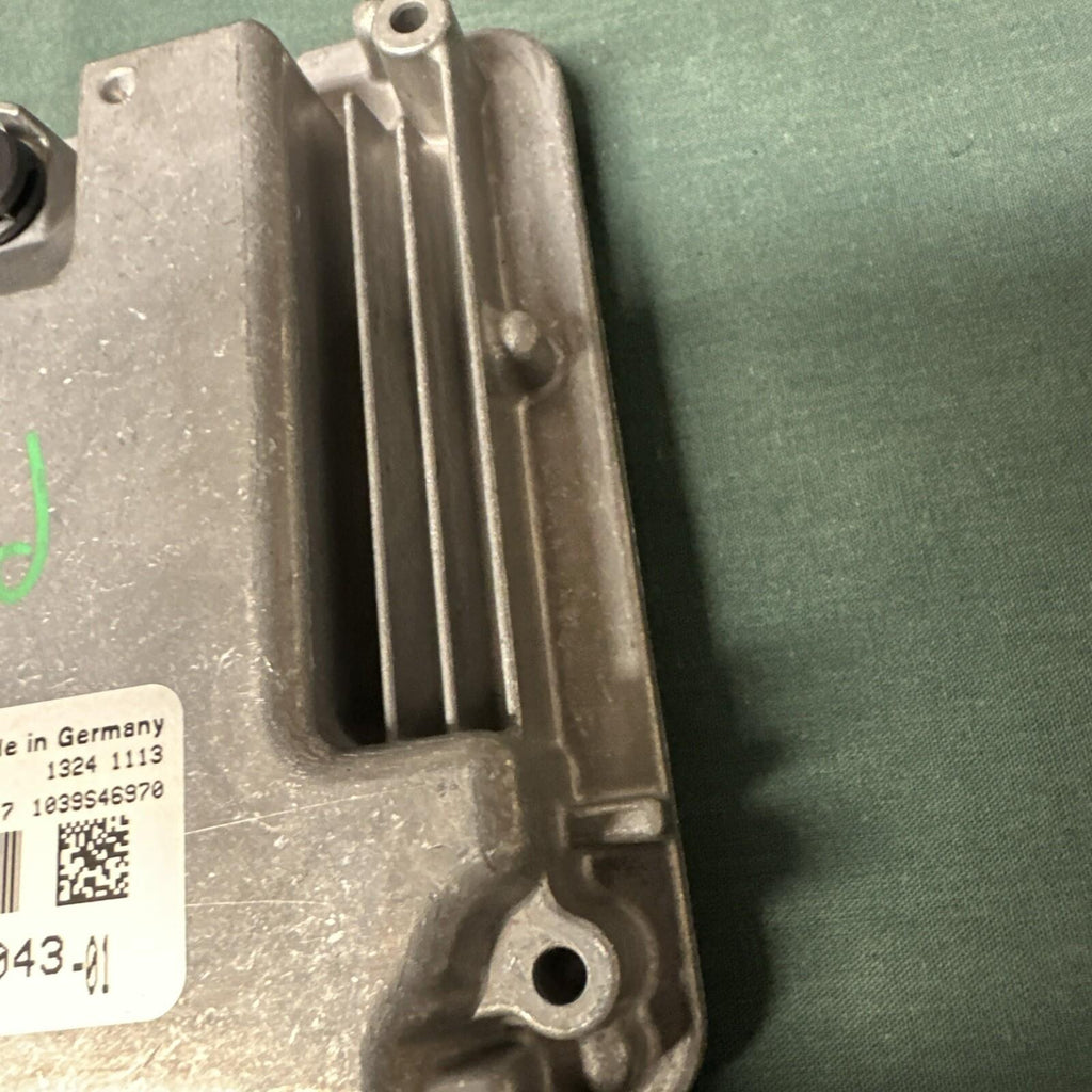 BMW E90/E91 3 Series Diesel Engine Control Unit (ECU - N47) #8512043
