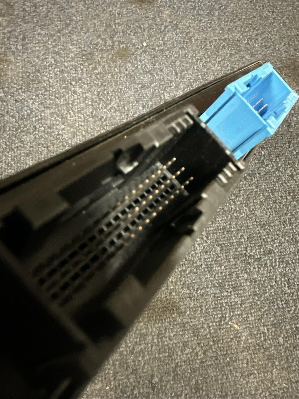 BMW E90/E91 3 Series Body Control Module #9187544
