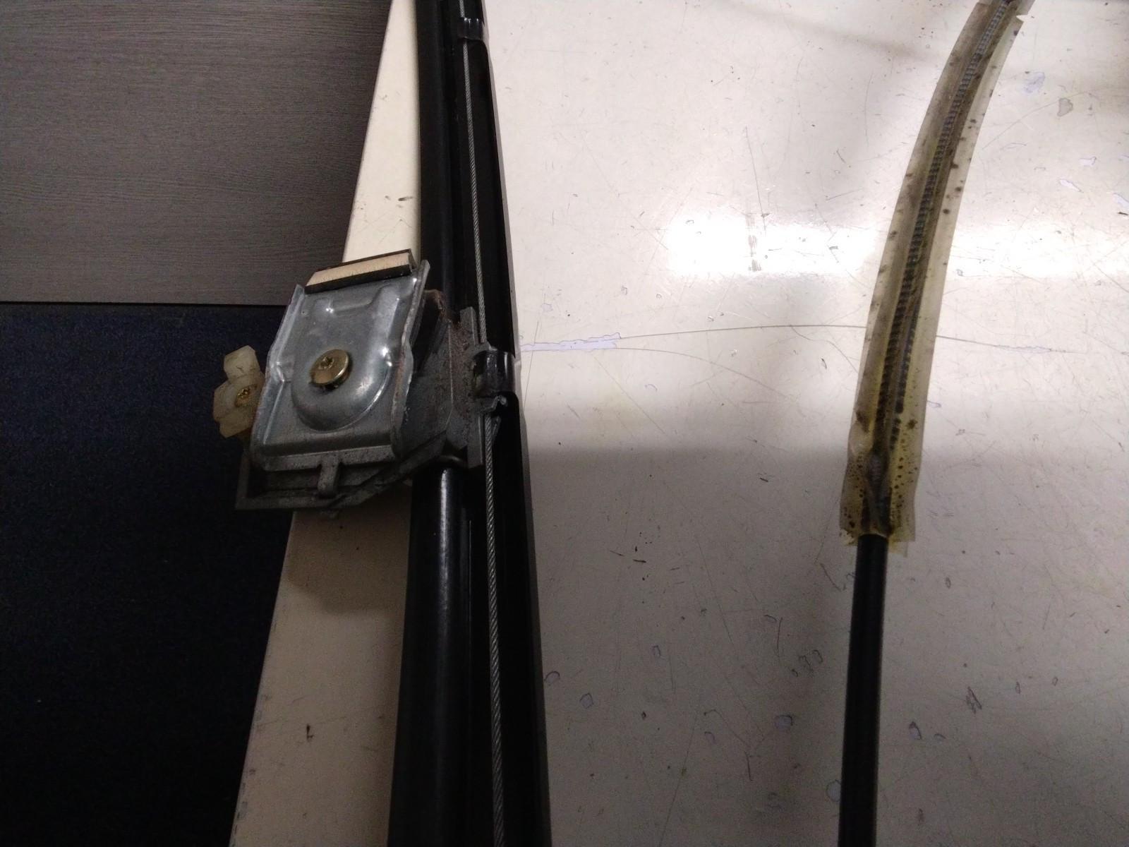 BMW E39 5 SERIES PASSENGER (N/S) FRONT WINDOW REGULATOR AND MOTOR 8252391