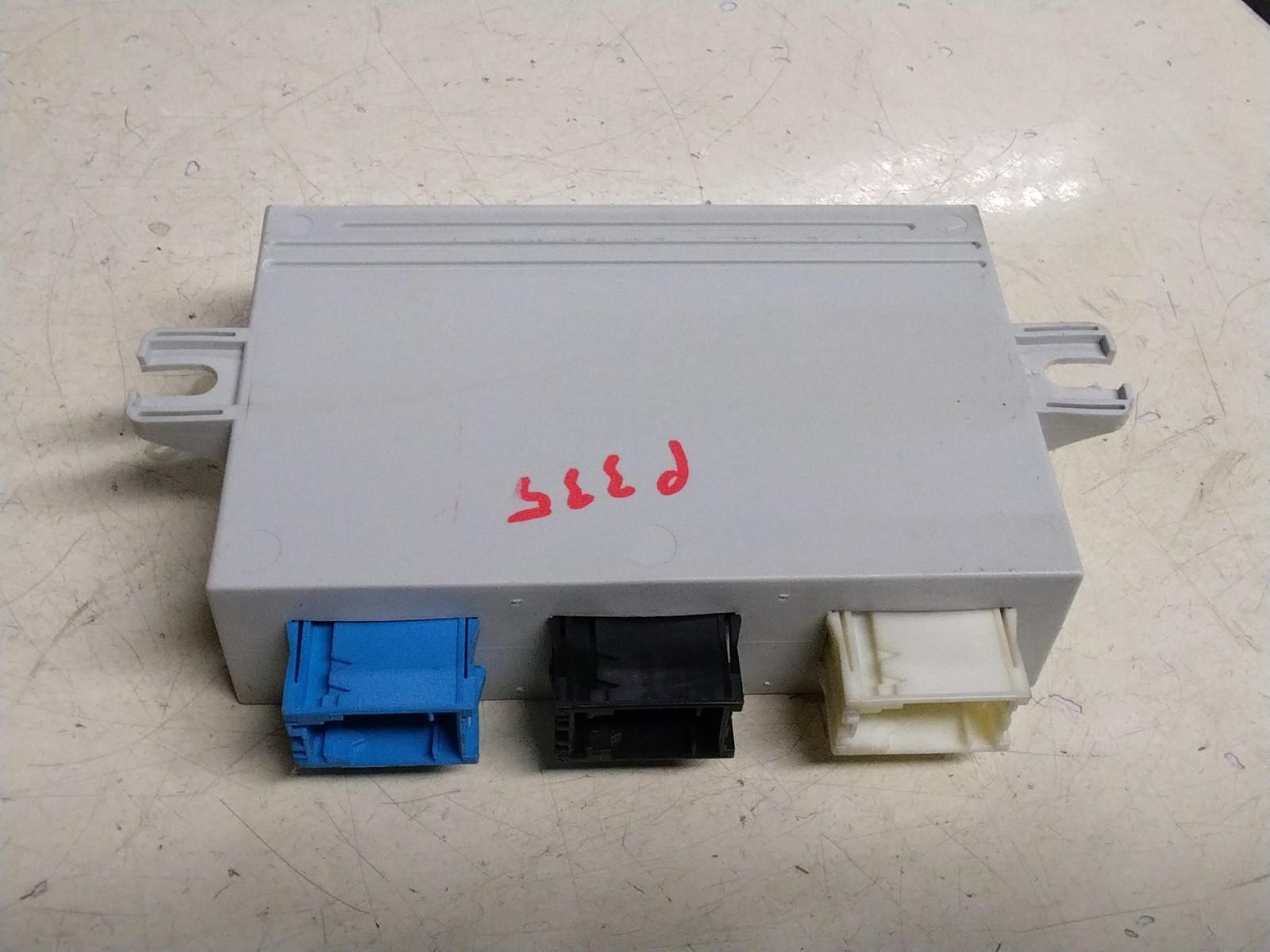 BMW E39 5 SERIES PARKING DISTANCE CONTROL MODULE 6921414