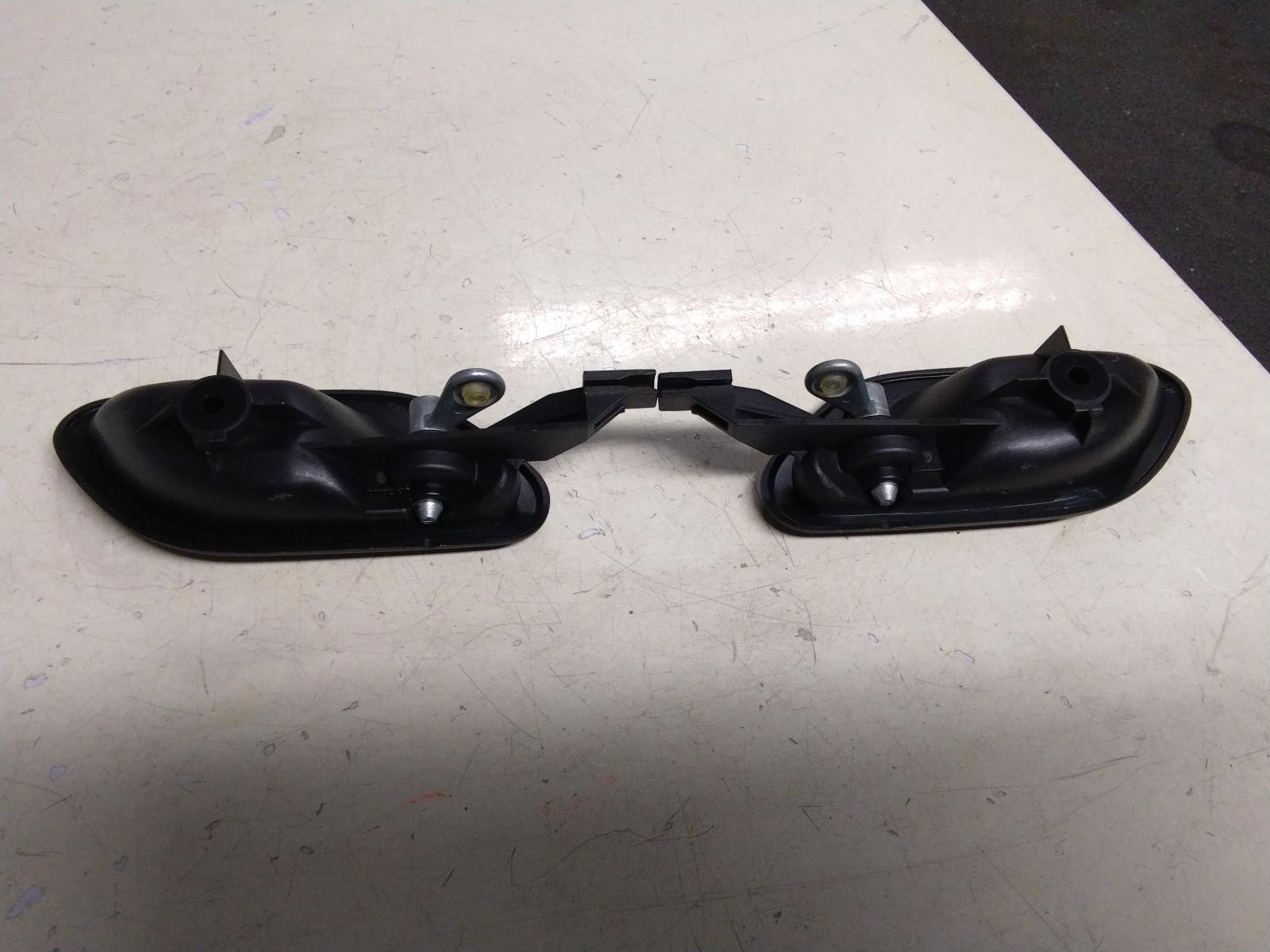 BMW E39 5 SERIES PAIR (L/R) REAR INTERIOR DOOR HANDLES #8226049/050