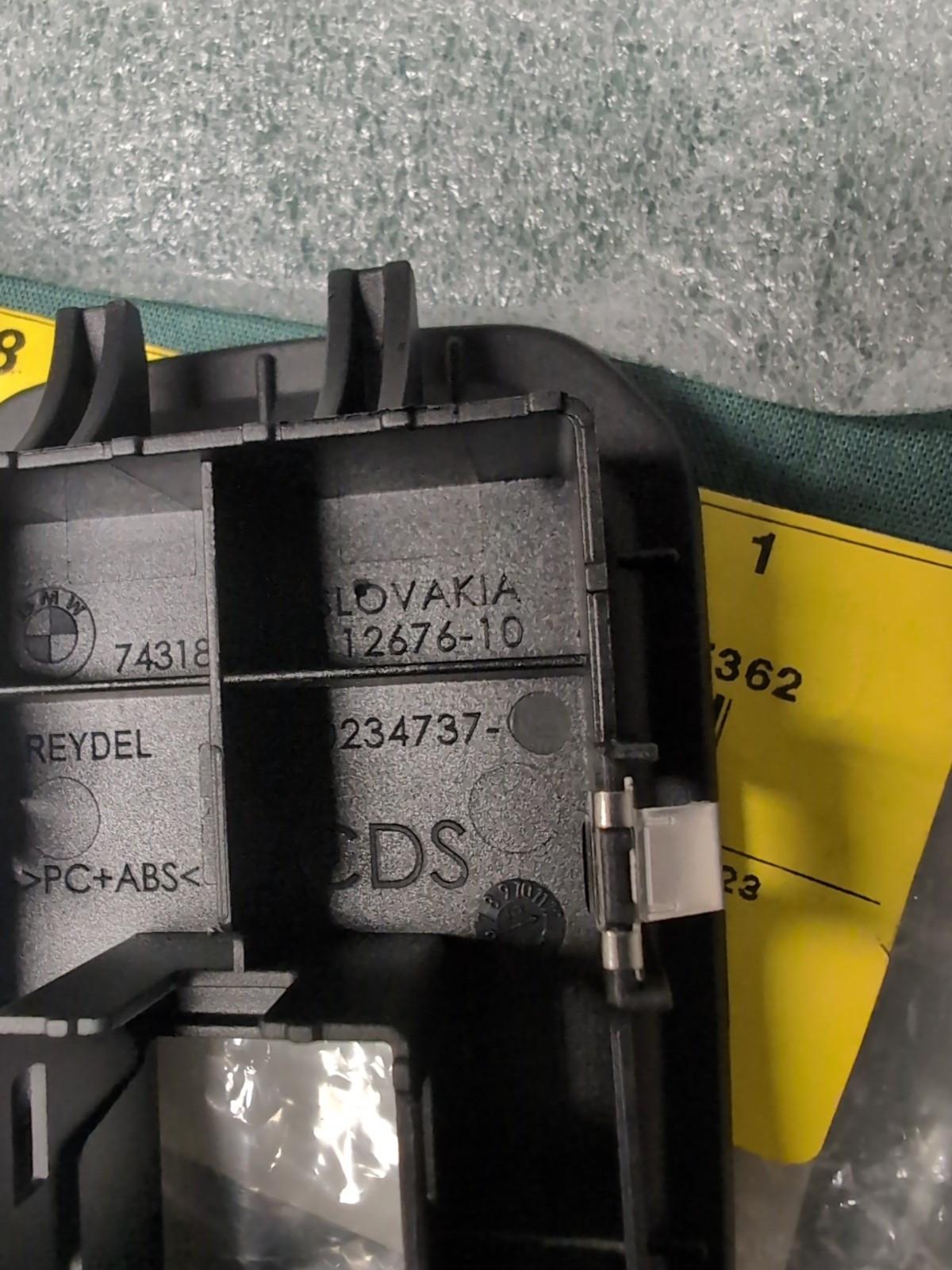 BMW Z4 G29 Front Passenger Switch Cover #51 41 8496210