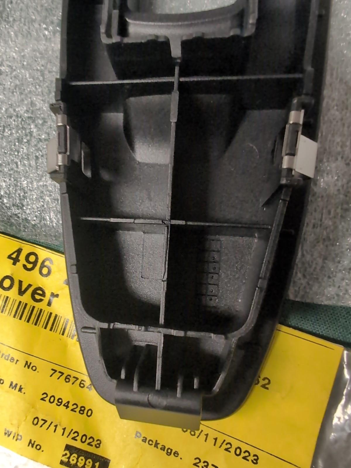 BMW Z4 G29 Front Passenger Switch Cover #51 41 8496210