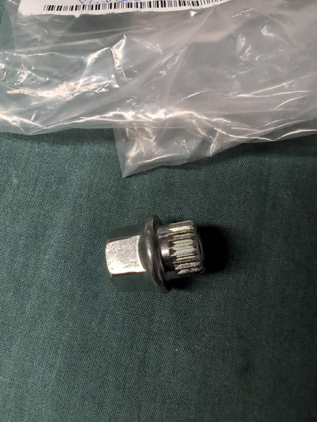 Genuine BMW MINI M3 M5 M6 X3 X5 Adapter With Code 40/SW17MM #36136762344