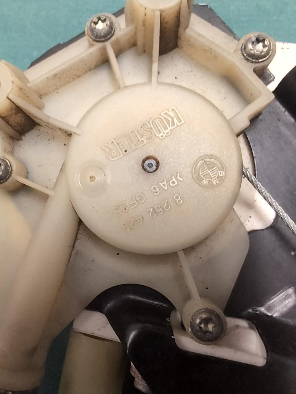 BMW 5 SERIES E39 N/S REAR WINDOW REGULATOR #8252429