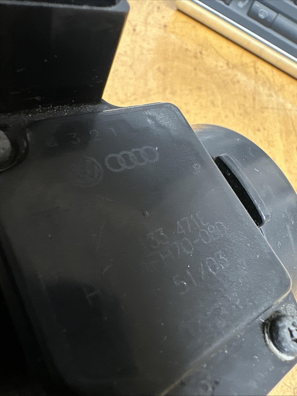 Audi A4 B6 2.4 V6 Petrol Mass Air Flow Sensor (MAF) #078133471E