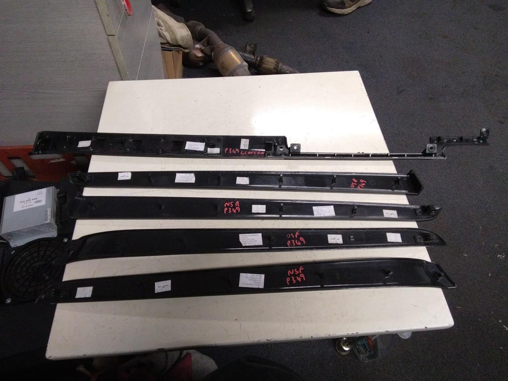 AUDI A4 B6 DOOR TRIM AND GLOVEBOX TRIM 8E0867409/410/419/420