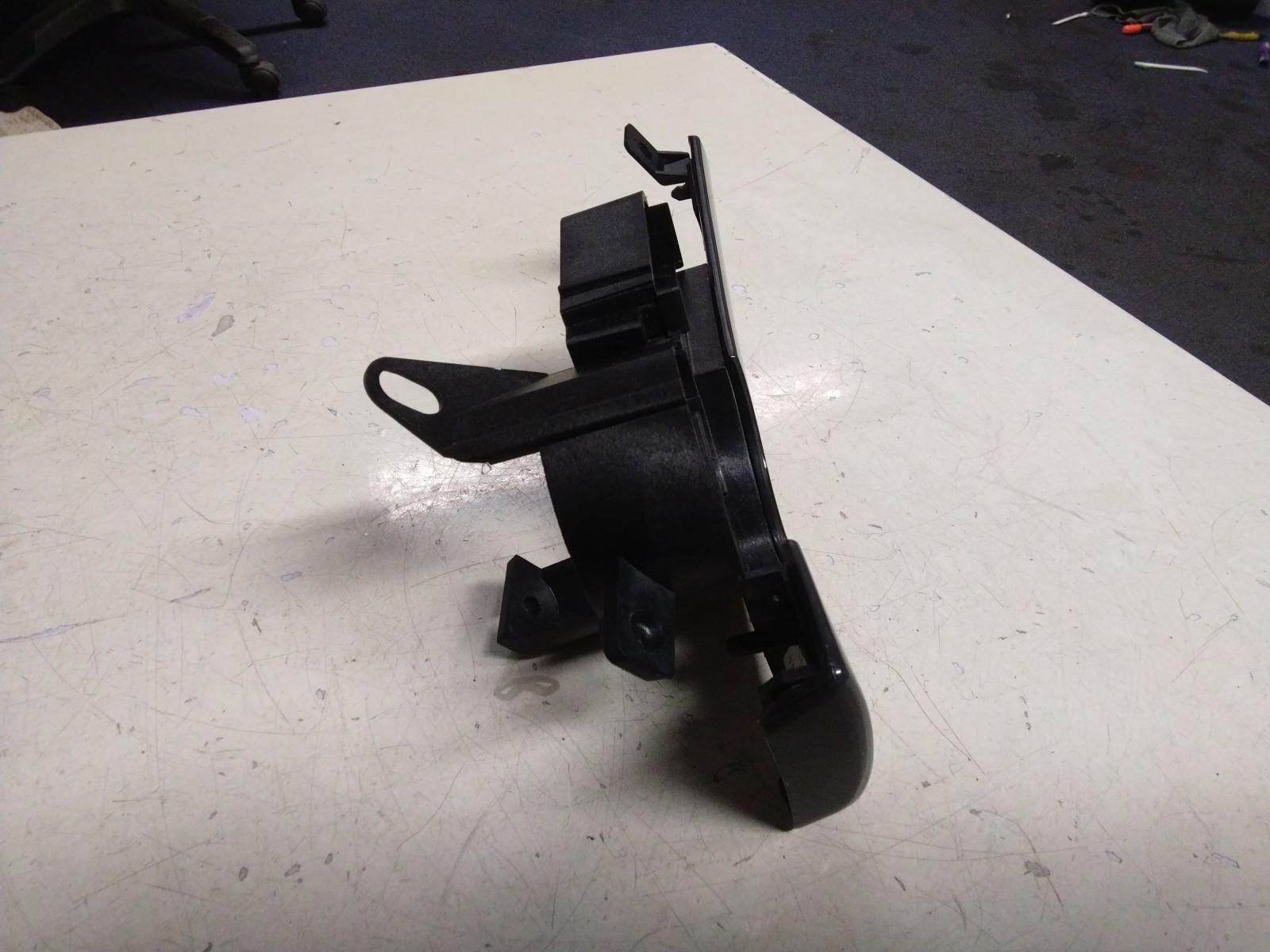 AUDI A4 B6 HEADLIGHT SWITCH SURROUND TRIM 8E2853189R