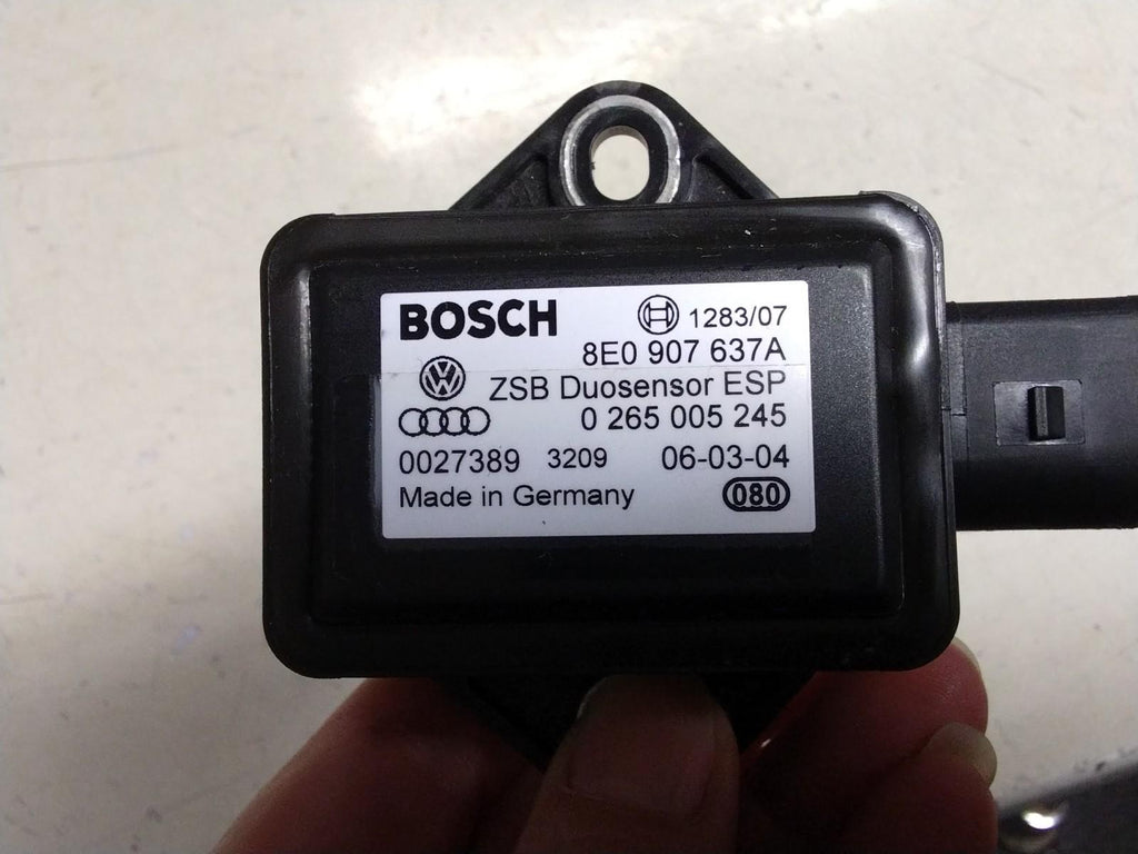 AUDI A4 B6 YAW RATE SENSOR 8E0907637A