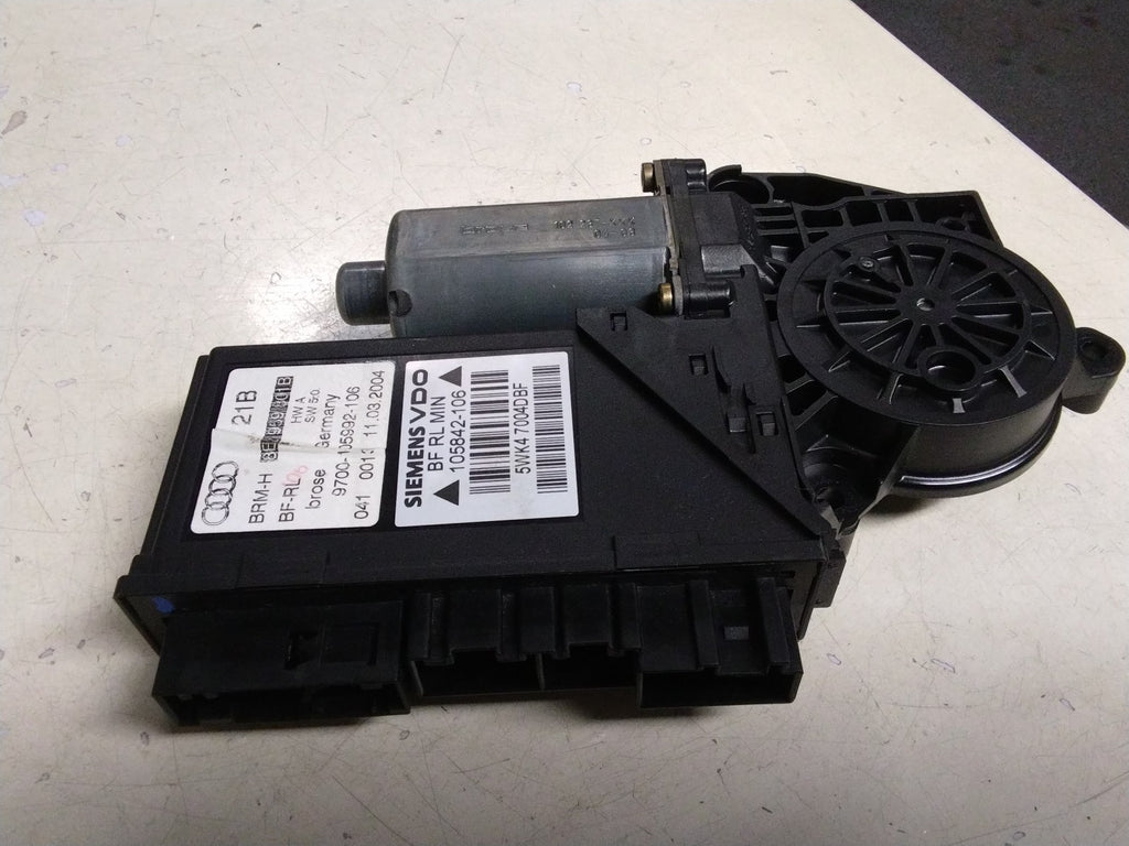 AUDI A4 B6 PASSENGER (N/S) FRONT WINDOW MOTOR 8E0959801B