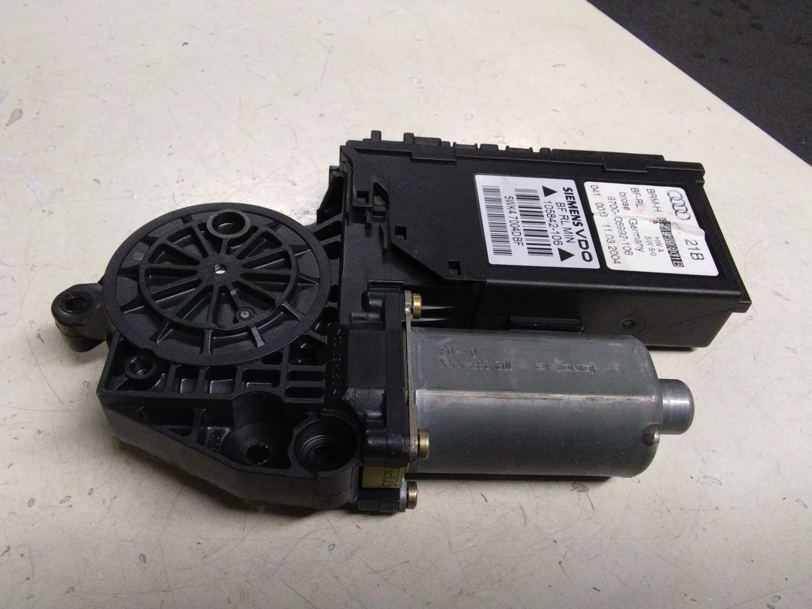 AUDI A4 B6 PASSENGER (N/S) FRONT WINDOW MOTOR 8E0959801B