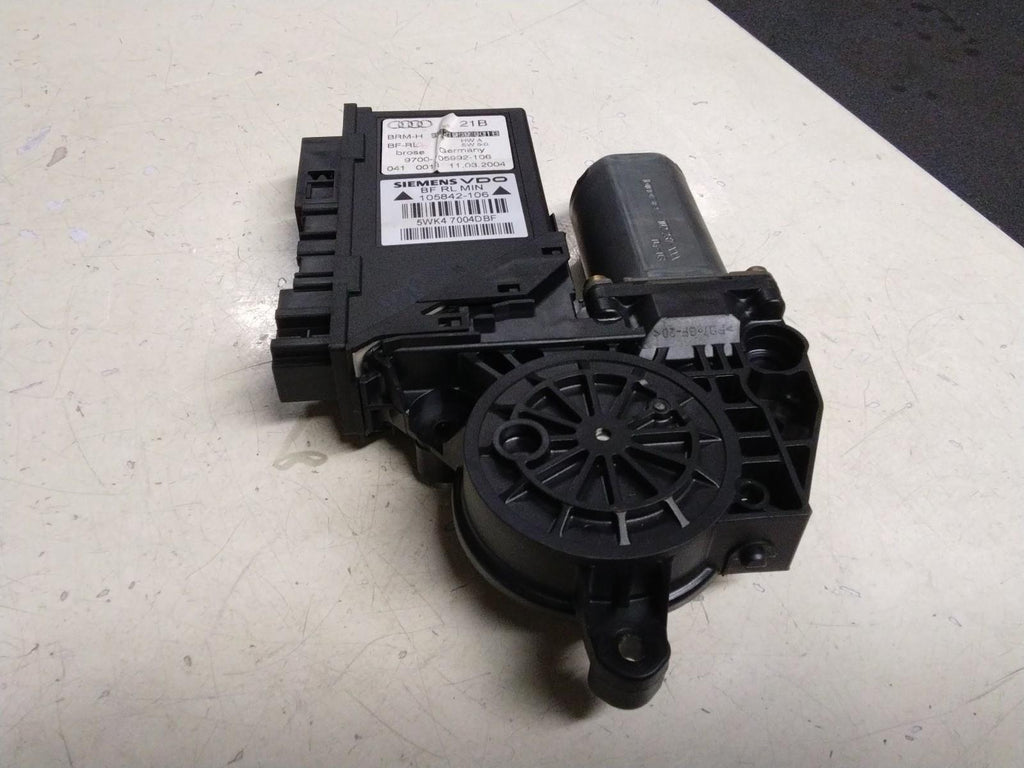 AUDI A4 B6 PASSENGER (N/S) FRONT WINDOW MOTOR 8E0959801B
