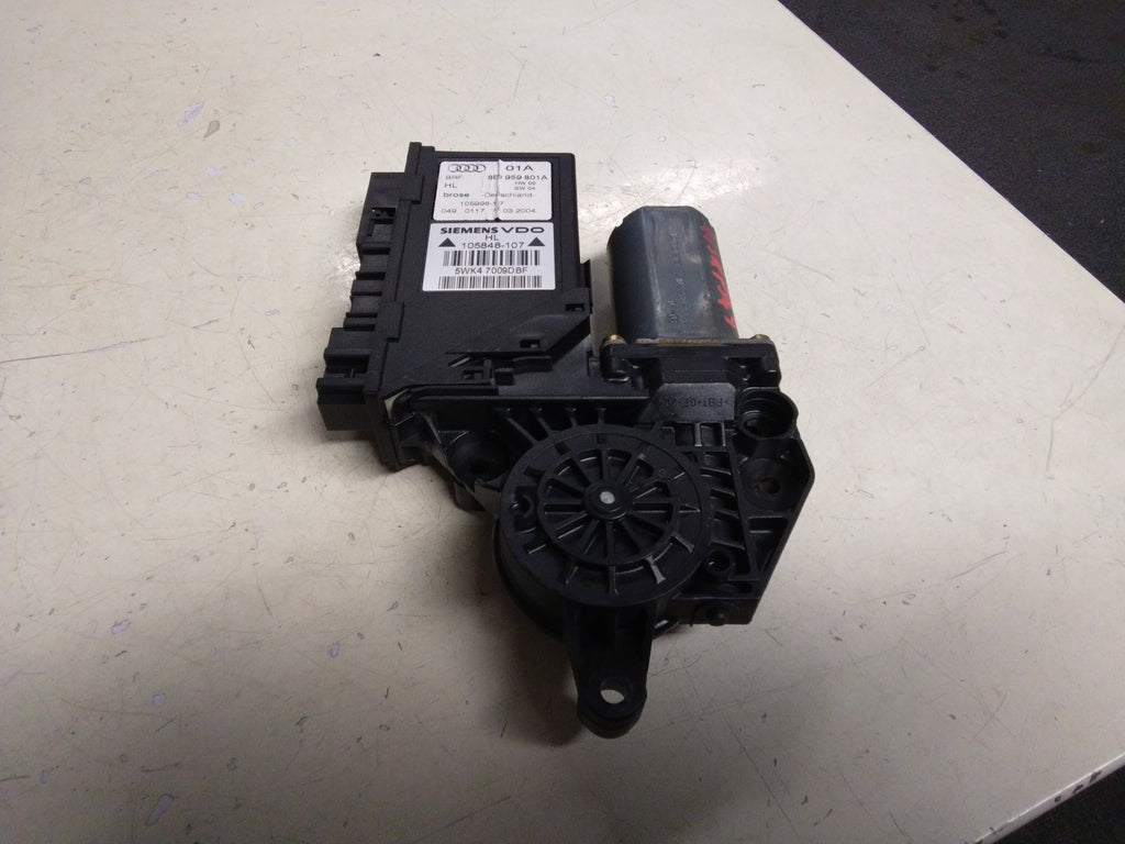 AUDI A4 B6 PASSENGER (N/S) REAR WINDOW MOTOR 8E0959801A
