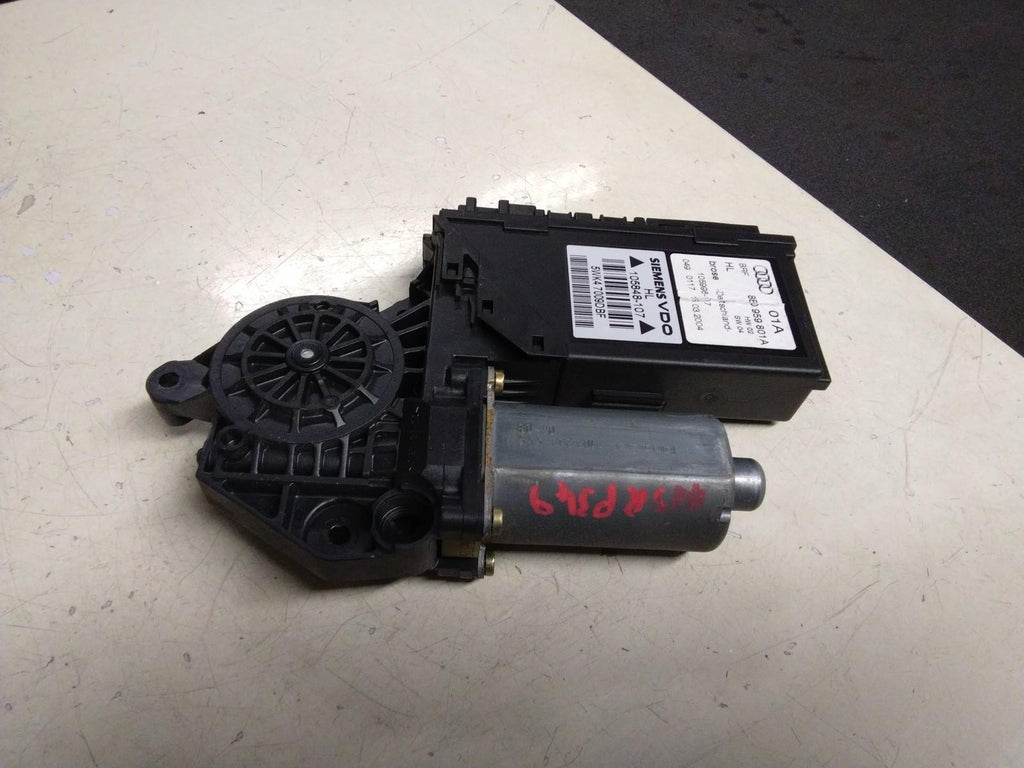 AUDI A4 B6 PASSENGER (N/S) REAR WINDOW MOTOR 8E0959801A