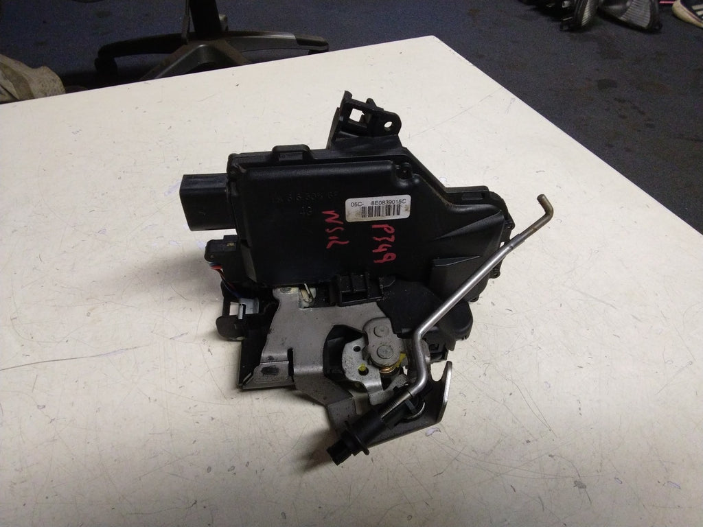 AUDI A4 B6 PASSENGER (N/S) REAR DOOR LOCK AND ACTUATOR 8E0839015C