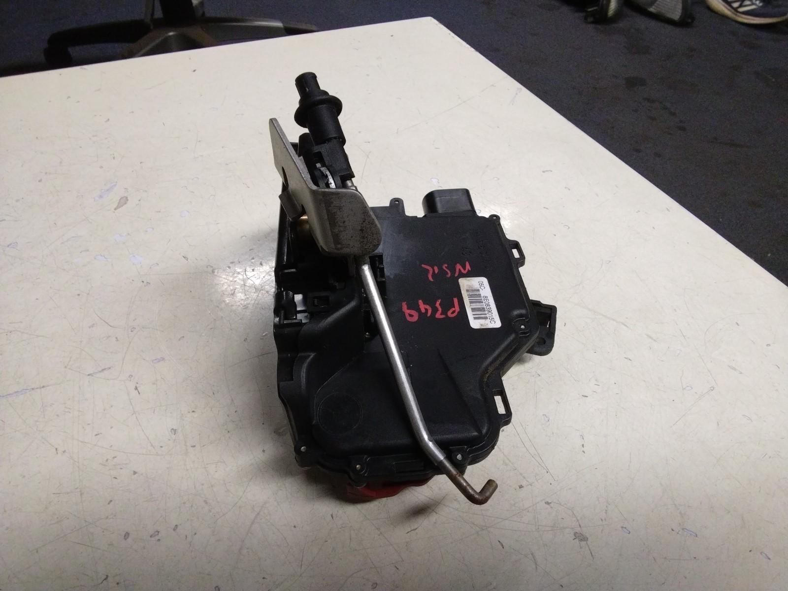 AUDI A4 B6 PASSENGER (N/S) REAR DOOR LOCK AND ACTUATOR 8E0839015C