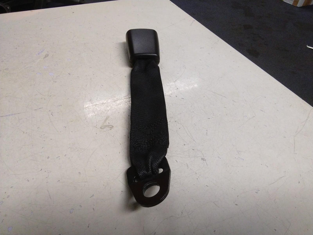 ALFA ROMEO GT CENTRE SEAT BELT RECEIVER 1008768