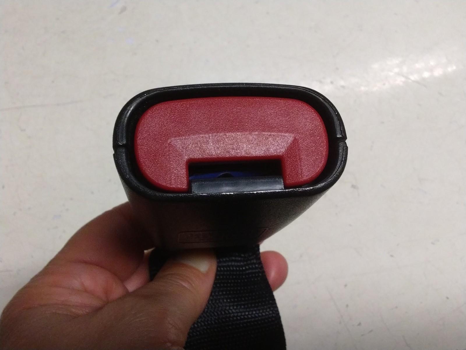 ALFA ROMEO GT CENTRE SEAT BELT RECEIVER 1008768